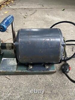HD High Vacuum Pump 1817 Model R-21 Thermal Engineering Co 1.5 CFM 2 Stage