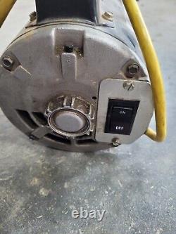 JB DV-85N 2 Stage 3CFM 1/2 Hp Vaccum Pump. Nice clean unit