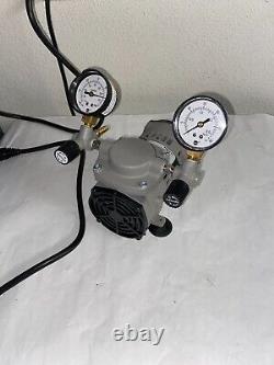 New Cole Parmer PTFE-Coated Vacuum Pump, Gauge/Reg/Valve 0.75 cfm/23.2Hg-25psi