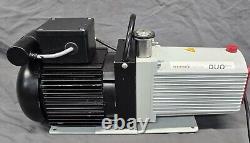 Pfeiffer 5.3CFM Model DUO 11 P/N PK D59 521 C Vacuum Pump 220v