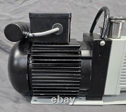 Pfeiffer 5.3CFM Model DUO 11 P/N PK D59 521 C Vacuum Pump 220v