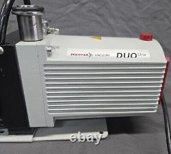 Pfeiffer 5.3CFM Model DUO 11 P/N PK D59 521 C Vacuum Pump 220v