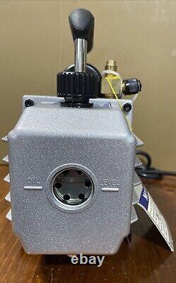 Pittsburgh 2.5 CFM Vacuum Pump No Box