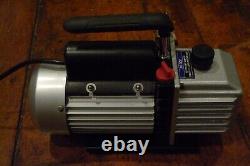 Pittsburgh 3 CFM Two Stage Vacuum Pump, great condition, in the box