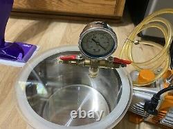 Vacuum Chamber and 3.6 CFM Single Stage Vacuum Pump with Tubing