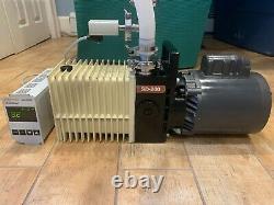 Varian Vacuum Pump SD-200 High Roughing Chamber Fore Backing 32mTorr SD200