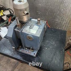 Welch DuoSeal 1402 Vacuum Pump 115/230v 5.6 CFM #1 M15F