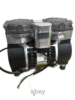 Pompe à vide / pression sans huile à double cylindre à piston oscillant Gast 75R645