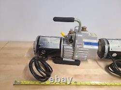 Ritchie Yellow Jacket 93560 SuperEvacT 6 CFM 2 Stage Vacuum Pump<br/>
	

<br/> Translate to French: Pompe à vide à deux étages Ritchie Yellow Jacket 93560 SuperEvacT 6 CFM