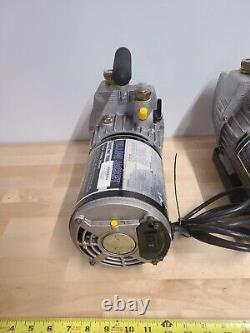 Ritchie Yellow Jacket 93560 SuperEvacT 6 CFM 2 Stage Vacuum Pump<br/><br/>Translate to French: Pompe à vide à deux étages Ritchie Yellow Jacket 93560 SuperEvacT 6 CFM